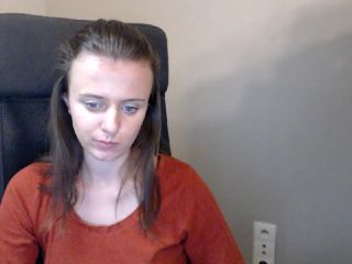 Clara_torn