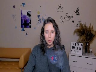 Emily_Hills
