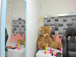 Alejita_cute
