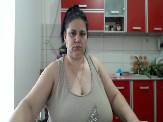 Julyasexy