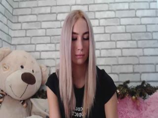 MilaBlond