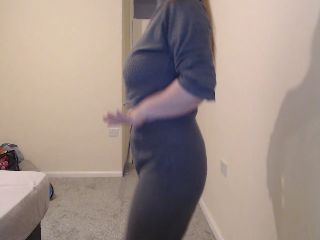 EllieTeases