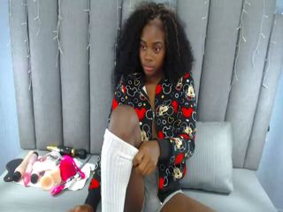 maily__brown