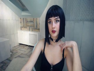 Dina_Hoot