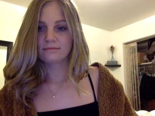AnnieMaexo